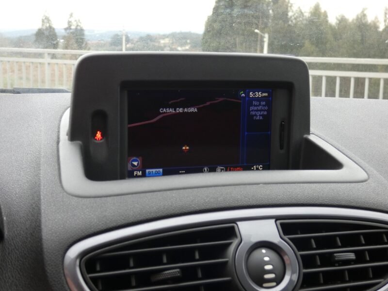 RENAULT Clio Grand Tour DCI
