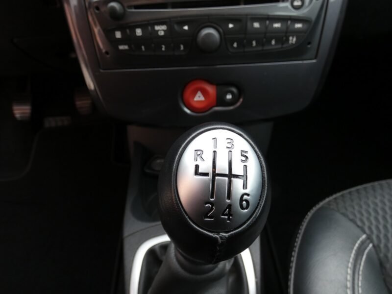 RENAULT Clio Grand Tour DCI