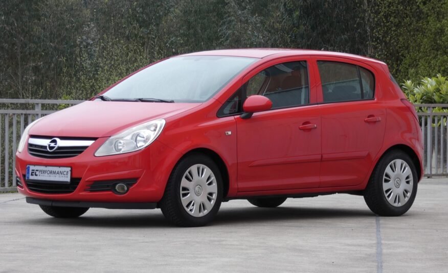OPEL Corsa 1.2 Essentia