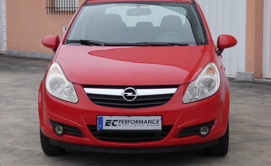 OPEL Corsa 1.2 Essentia