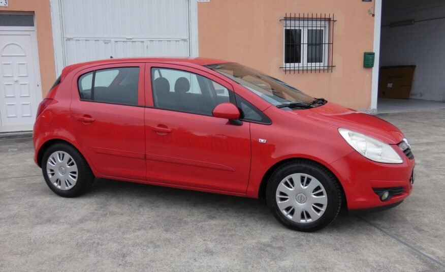 OPEL Corsa 1.2 Essentia
