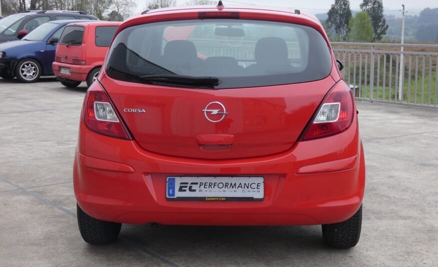 OPEL Corsa 1.2 Essentia