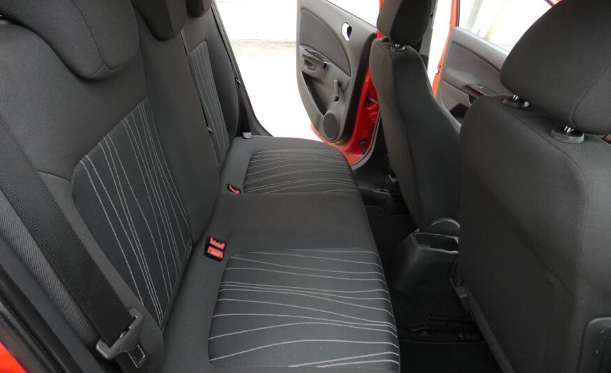 OPEL Corsa 1.2 Essentia