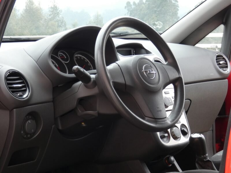 OPEL Corsa 1.2 Essentia