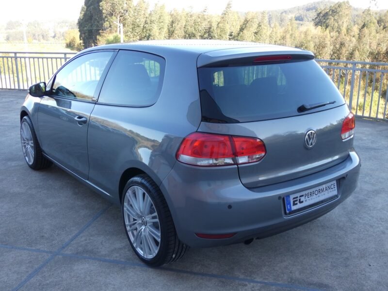 VOLKSWAGEN Golf 1.2 TSI