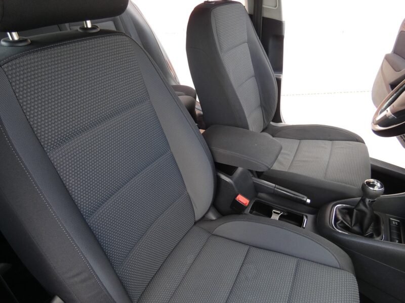 VOLKSWAGEN Golf VI 2.0 TDI