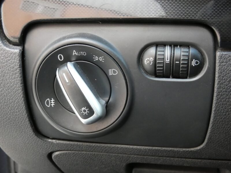 VOLKSWAGEN Golf VI 2.0 TDI