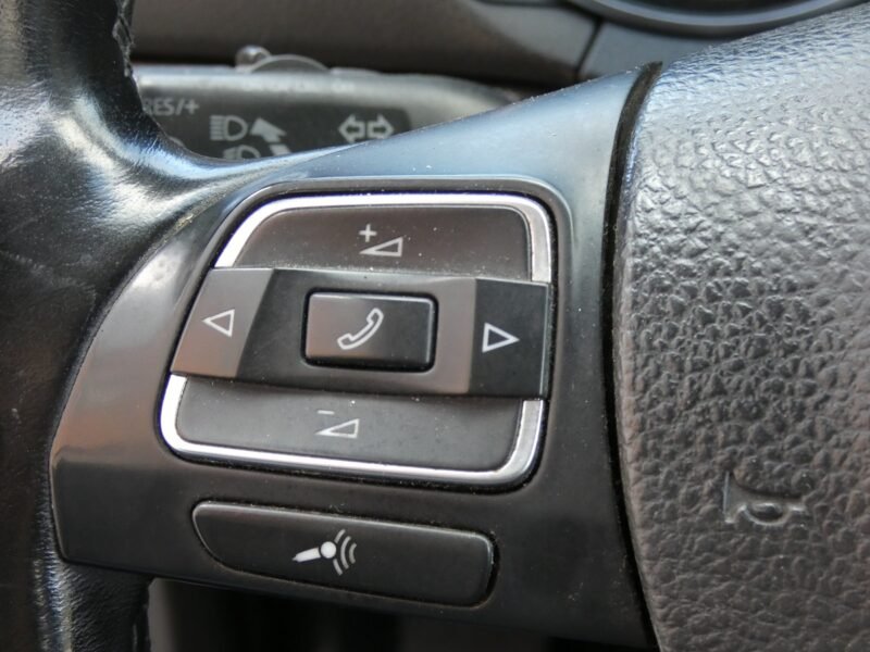 VOLKSWAGEN Golf VI 2.0 TDI