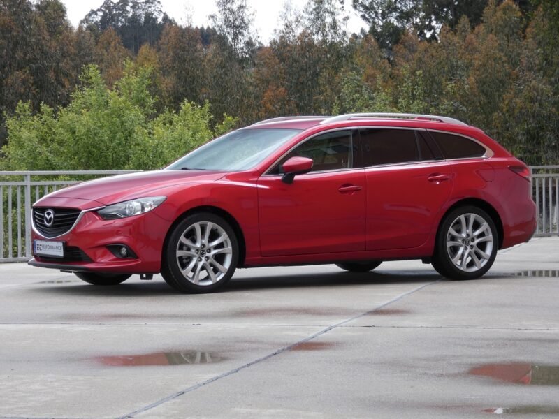 MAZDA Mazda6 2.2 DE Luxury Premium