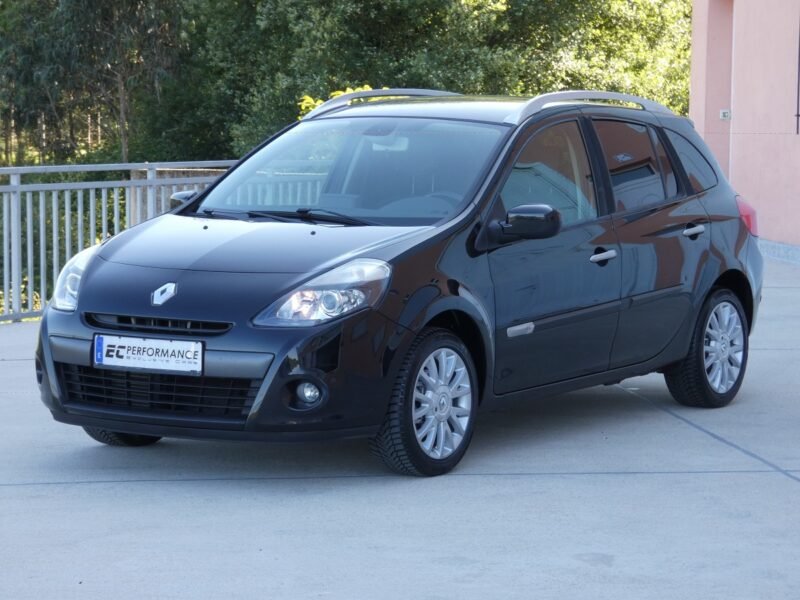 RENAULT Clio Grand Tour TCE