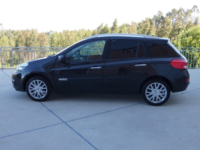 RENAULT Clio Grand Tour TCE