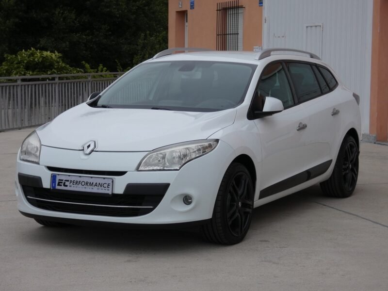 RENAULT Megane Sport Tourer 1.4 TCE
