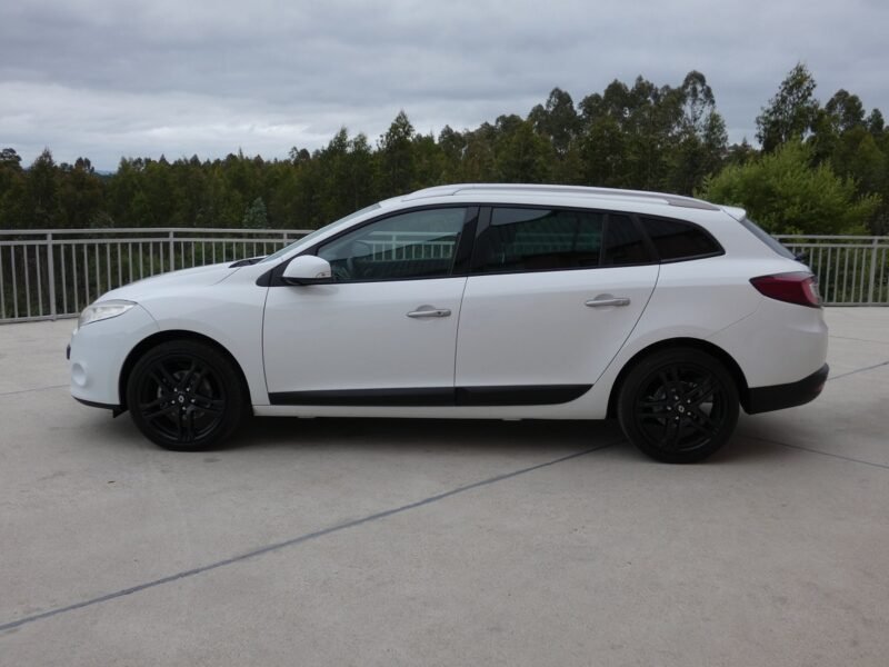 RENAULT Megane Sport Tourer 1.4 TCE