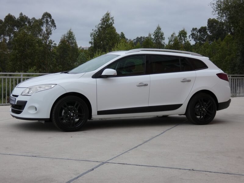 RENAULT Megane Sport Tourer 1.4 TCE