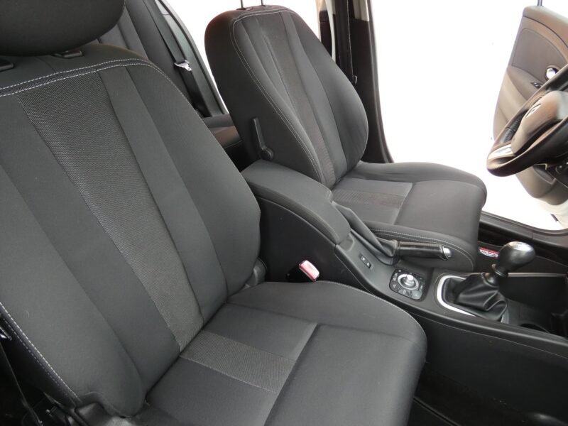 RENAULT Megane Sport Tourer 1.4 TCE
