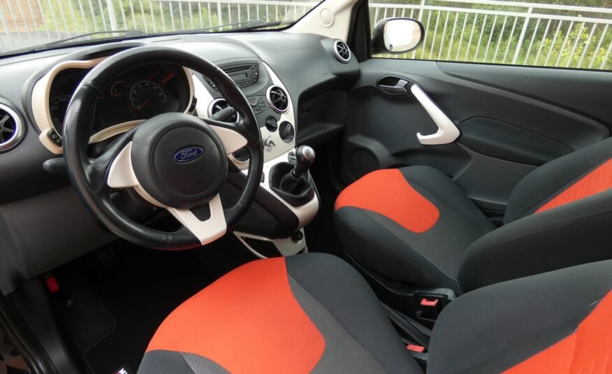 FORD KA 1.2 Titanium