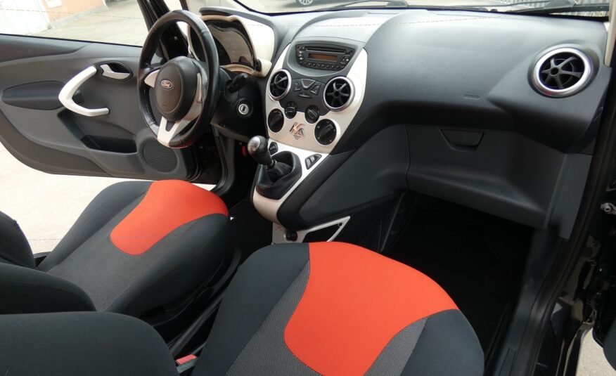 FORD KA 1.2 Titanium