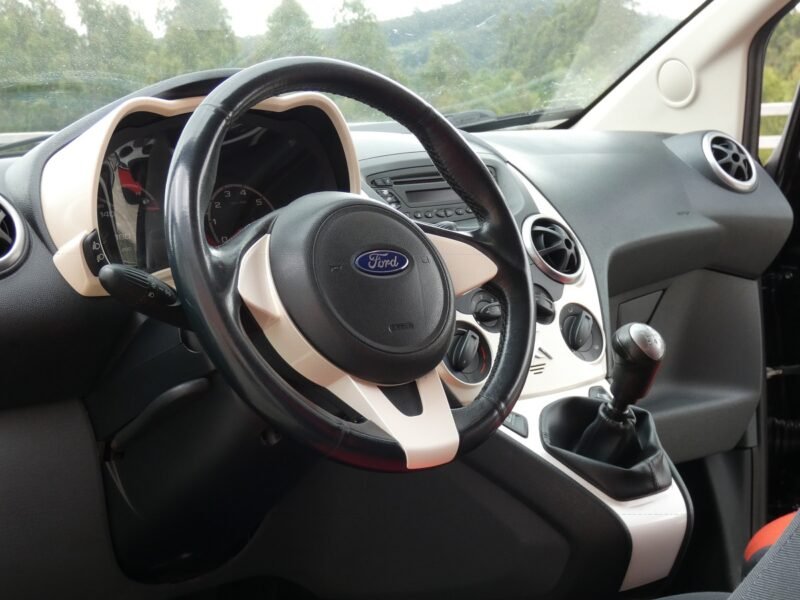 FORD KA 1.2 Titanium
