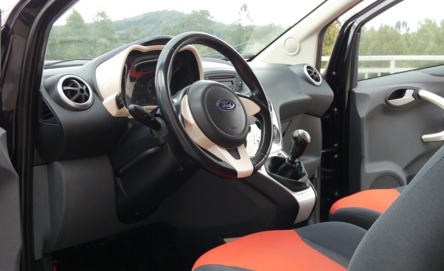 FORD KA 1.2 Titanium