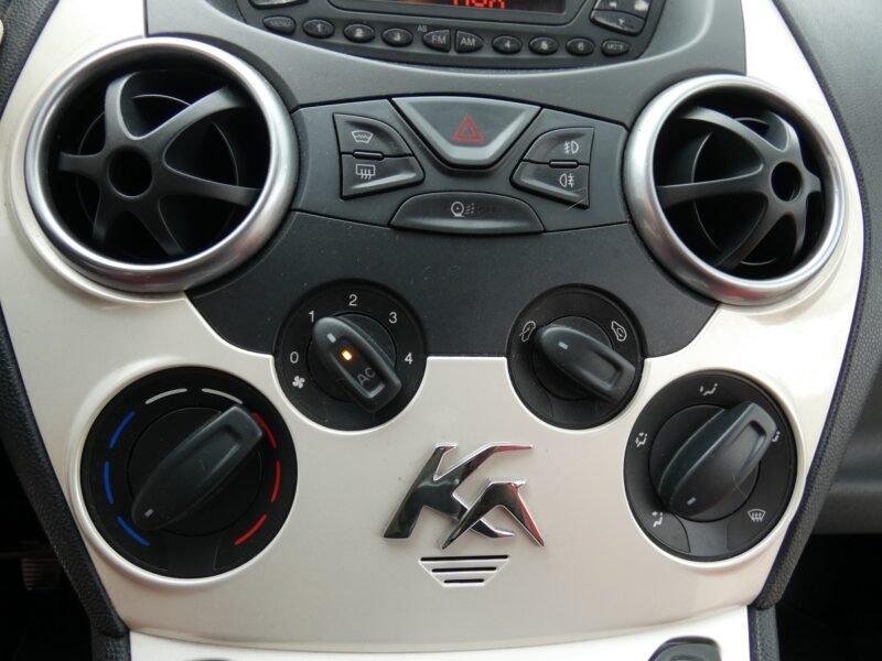 FORD KA 1.2 Titanium